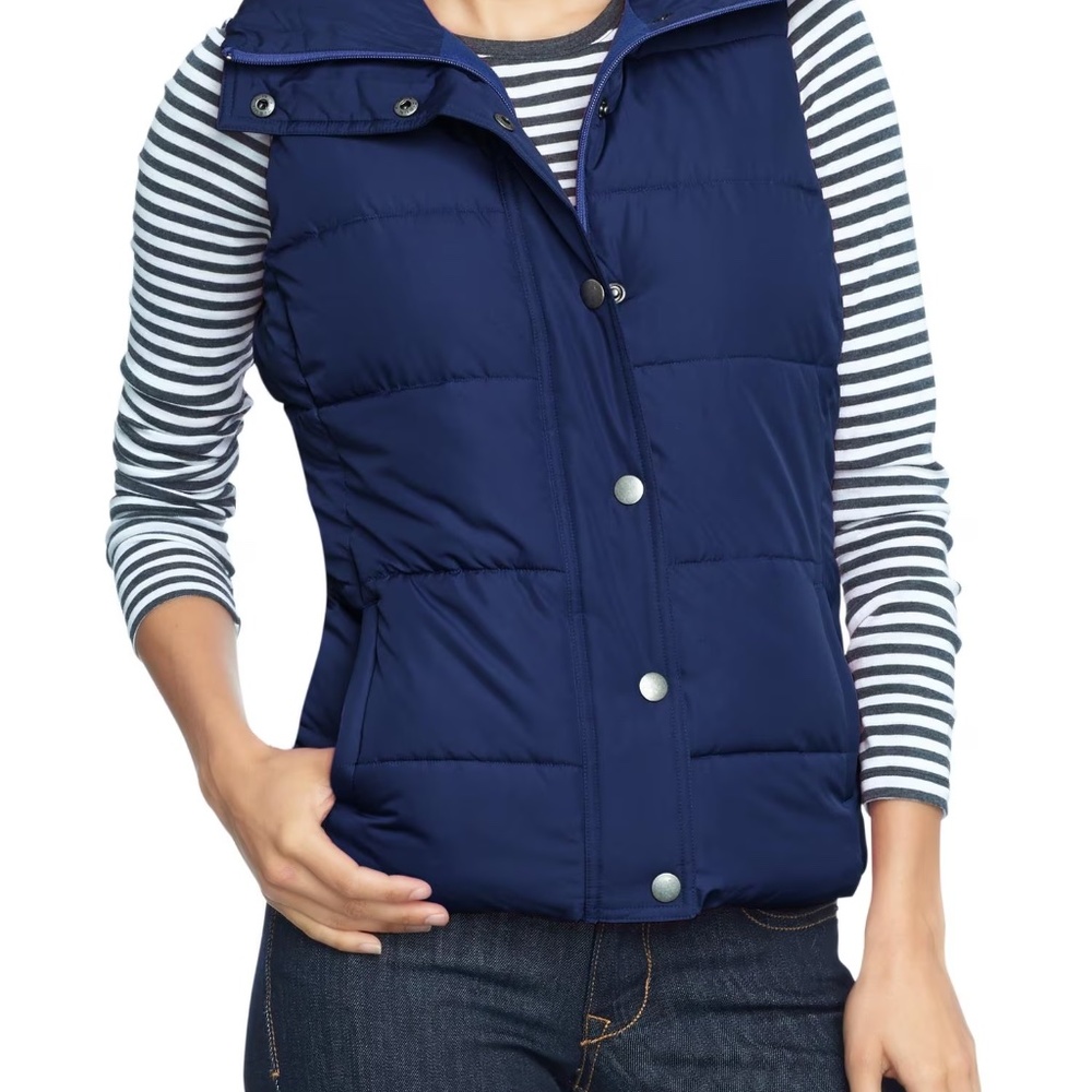 Old Navy Puffer Vest - S - Picture 1 of 8